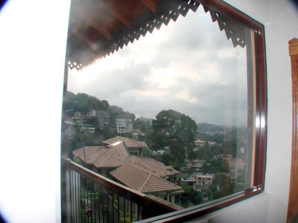 Piumara Residence Kandy Exterior photo