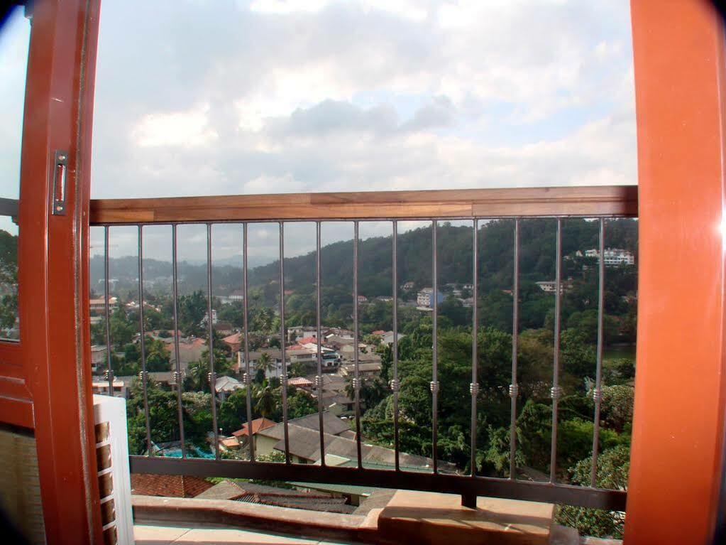 Piumara Residence Kandy Exterior photo